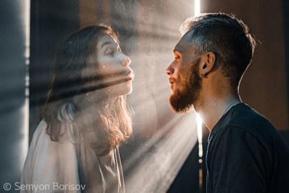 The Game of Light – Master the Glow Photo Contest