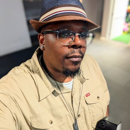 Photographer Dennis Teague Jr  OH United States